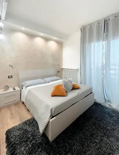 New Carrara Hospital Apartment Bergamo